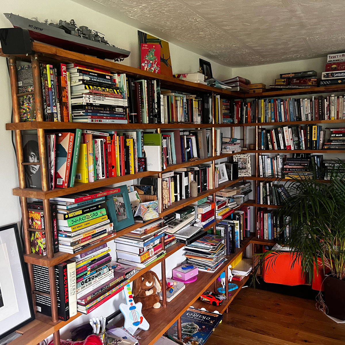 Integrated Book Shelves